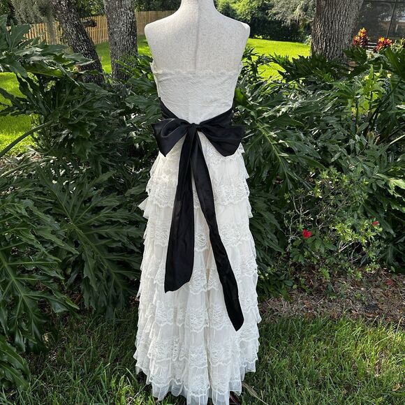 Vintage Ruffled Lace Formal Prom Dress Black Bow Tiered Prairie 3/4 Cottagecore - Picture 10 of 12